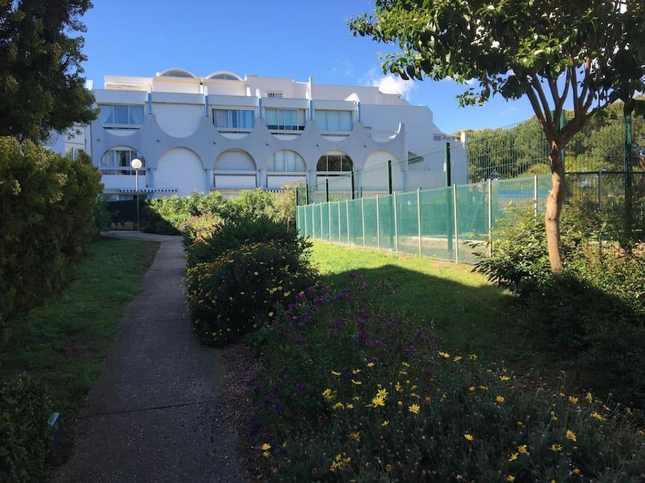 Tres Beau Studio Au Grau Du Roi Tout Equipe 33M2 Le Grau-du-Roi Exterior foto